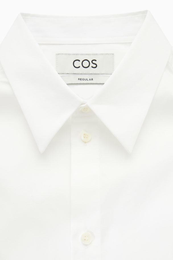 COS Poplinskjorta Med Klassisk Passform Vit