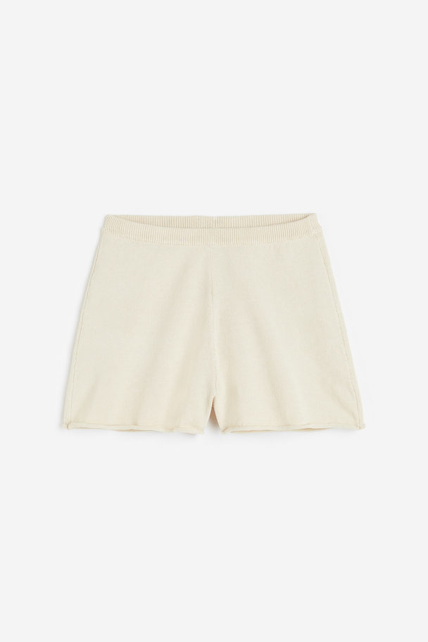 H&M Shorts in Feinstrick Cremefarben