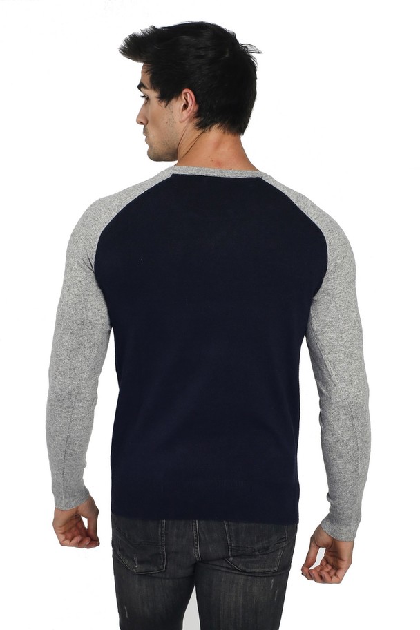 C&Jo Bi-color Round Neck Sweater