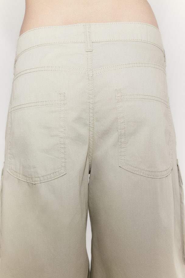 H&M Cargo-Shorts aus Canvas Helles Khakigrün