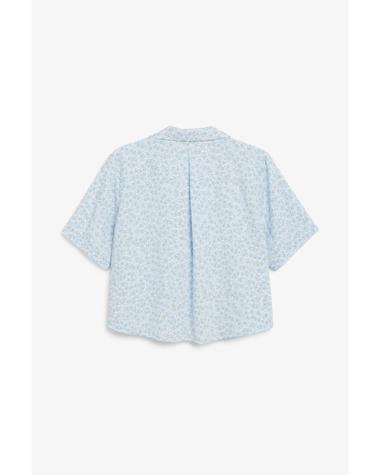 Monki Cropped Shirt Blouse Blue With White Flowers