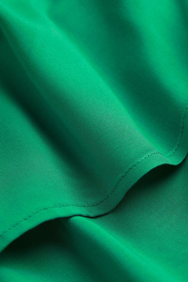 H&M MAMA Stillkleid aus Viskose Grün