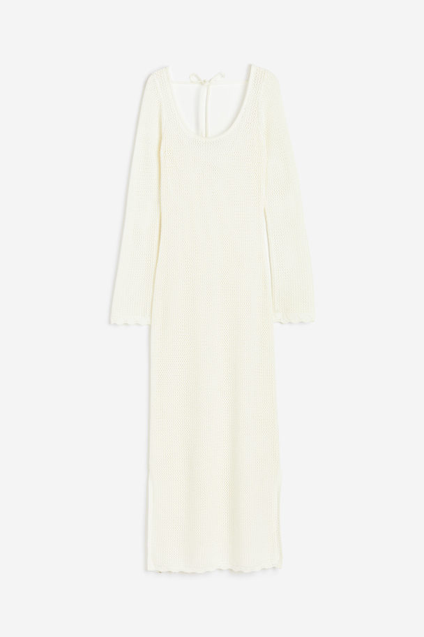 H&M Ajourstrick-Kleid mit Bindedetail Cremefarben