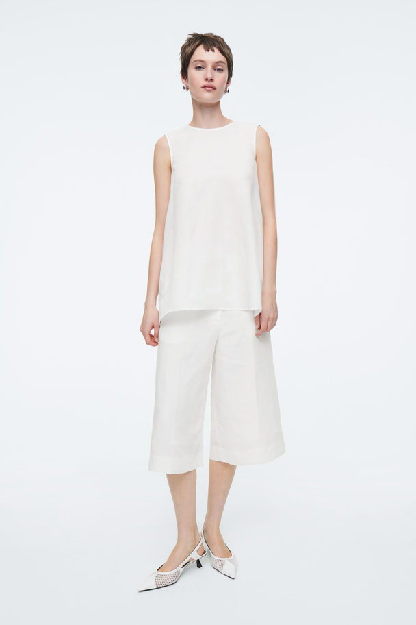 COS Tailored Knee-length Shorts White