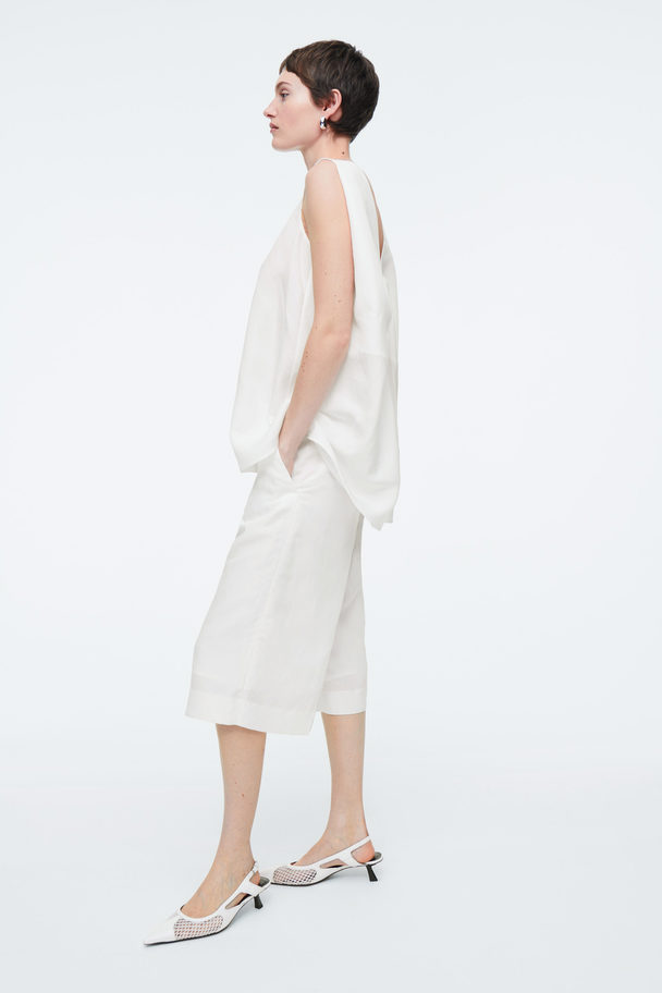 COS Tailored Knee-length Shorts White