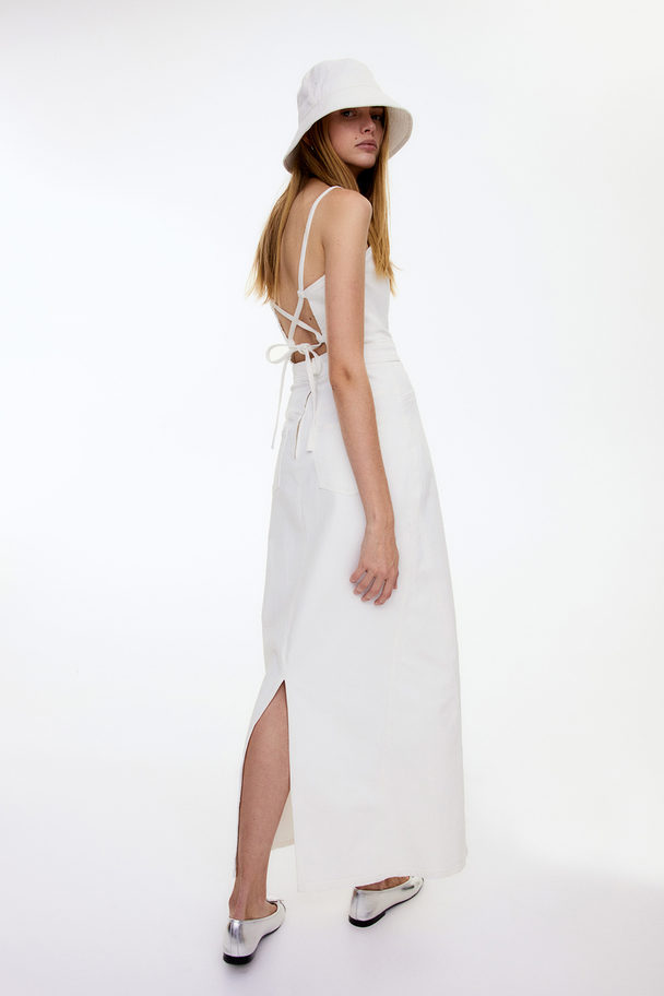 H&M Rückenfreies Jeanskleid Weiß