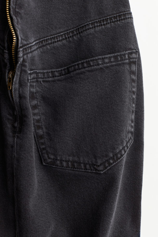 H&M Rückenfreies Jeanskleid Schwarz