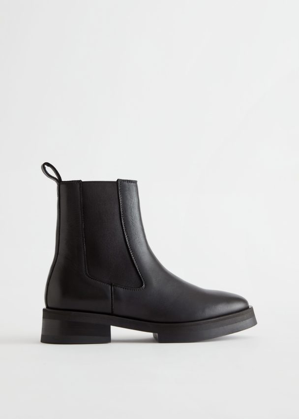 & Other Stories Chelseaboots Med Chunky Sula Svart