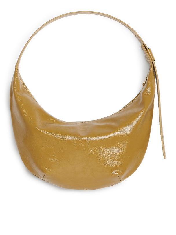 ARKET Mid Size Curved Shoulder Bag Beige