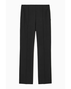 Slim-fit Pintucked Trousers Black
