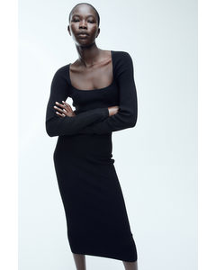 Square-neck Bodycon Dress Black