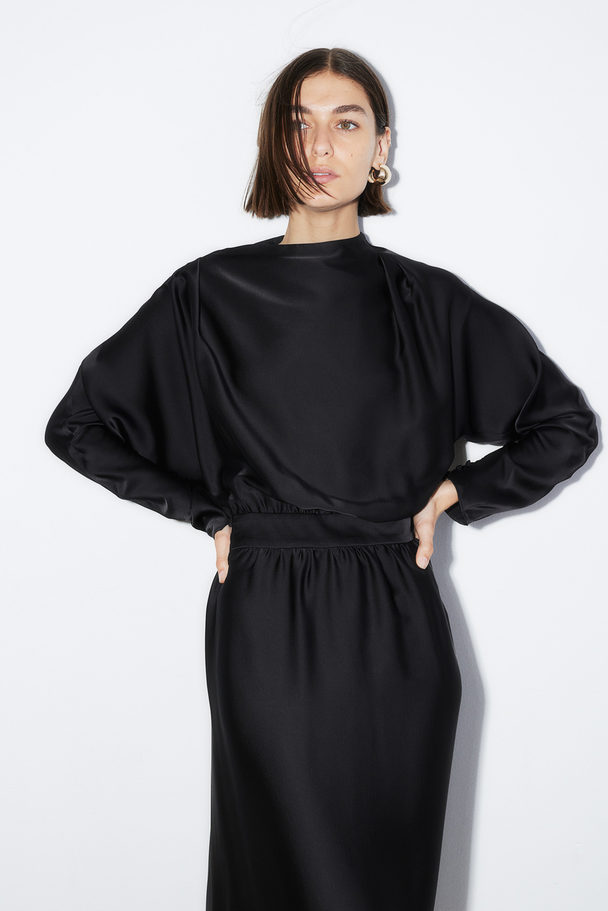 H&M Fitted Satin Dress Black