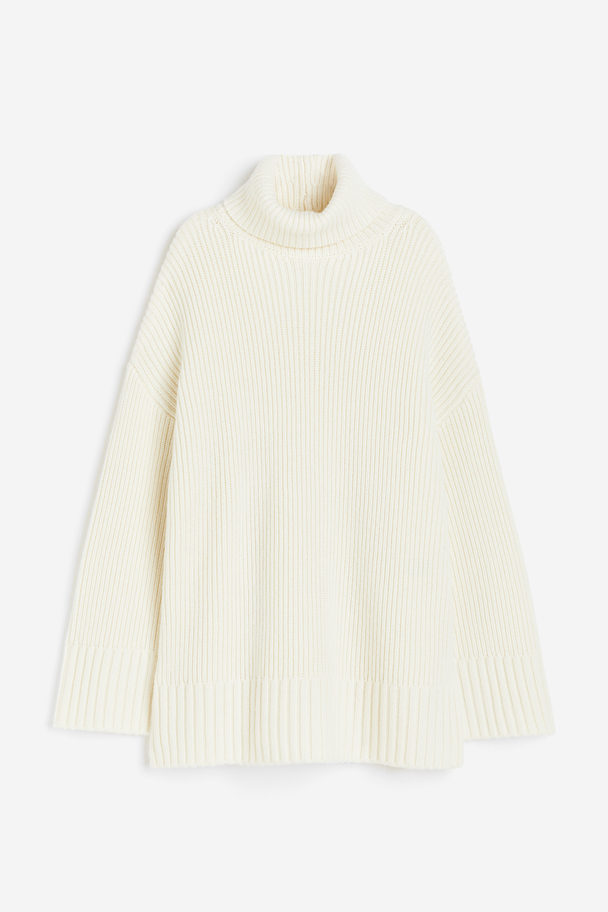 H&M Oversized Coltrui Roomwit