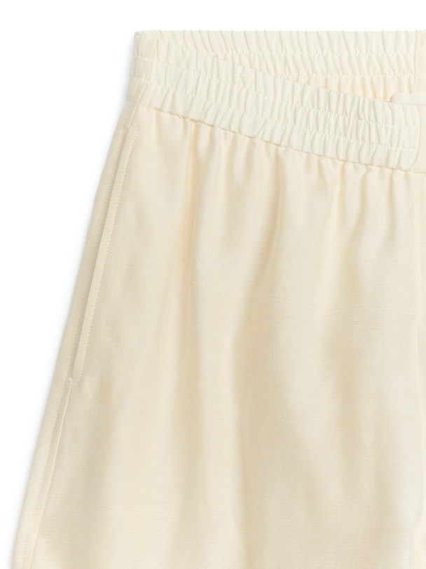 ARKET Silkeshorts Offwhite