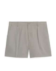 Pleat-detail Shorts Grey