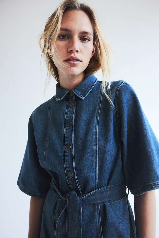 H&M Jeanskleid mit Bindegürtel Denimblau