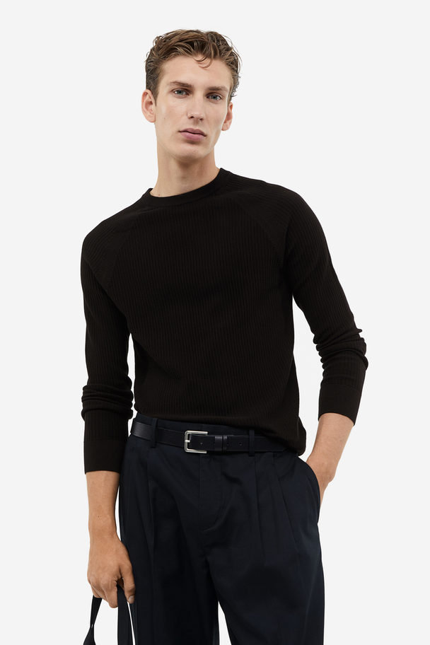H&M Knitted Jumper Muscle Fit Black