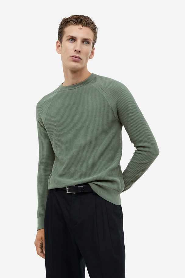 H&M Pullover Muscle Fit Grün