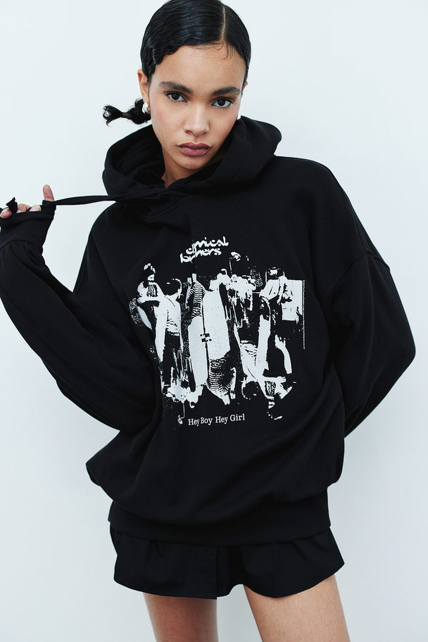 H&M Oversized Hoodie mit Motivprint Schwarz/The Chemical Brothers