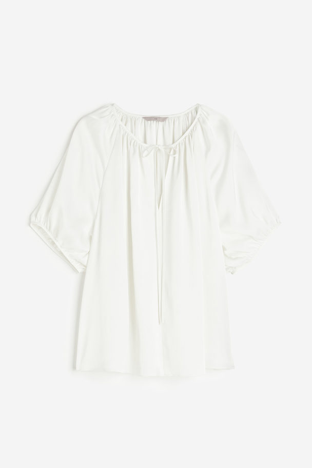 H&M Oversized Bluse Med Bindebånd Foroven Hvid
