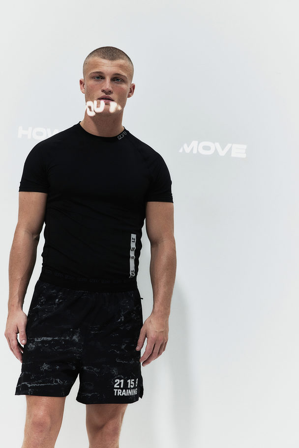 H&M Drymove™ Muscle Fit Sports T-shirt Black/training