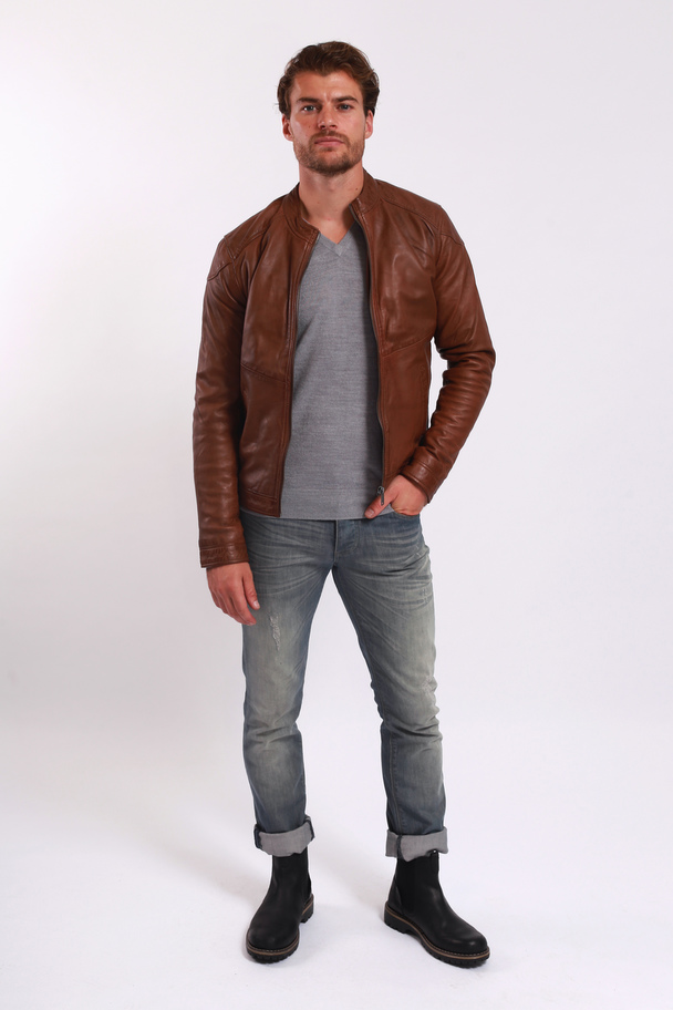 Le Temps des Cerises Leather Jacket Liroy