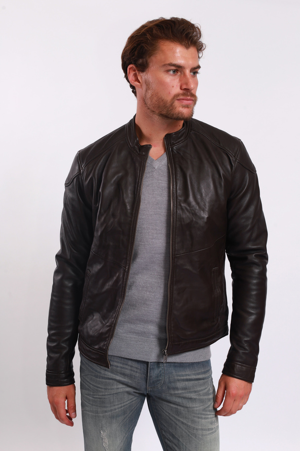 Le Temps des Cerises Leather Jacket Liroy