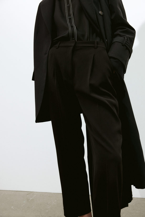H&M Wide Crease-leg Trousers Black