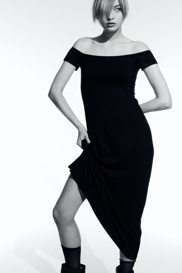 H&M Ribstrikket Off Shoulder-kjole Sort