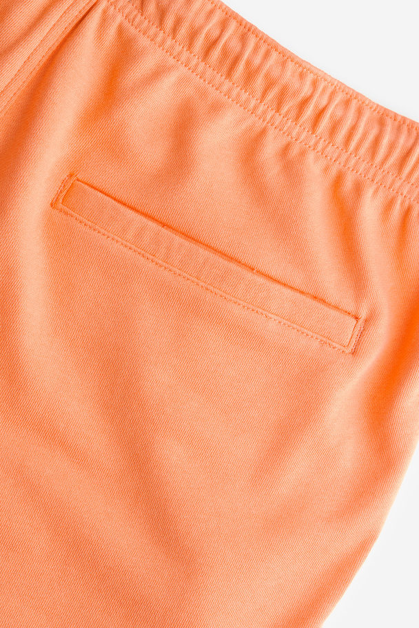 H&M Sweatshorts in Regular Fit Orange/Togetherness