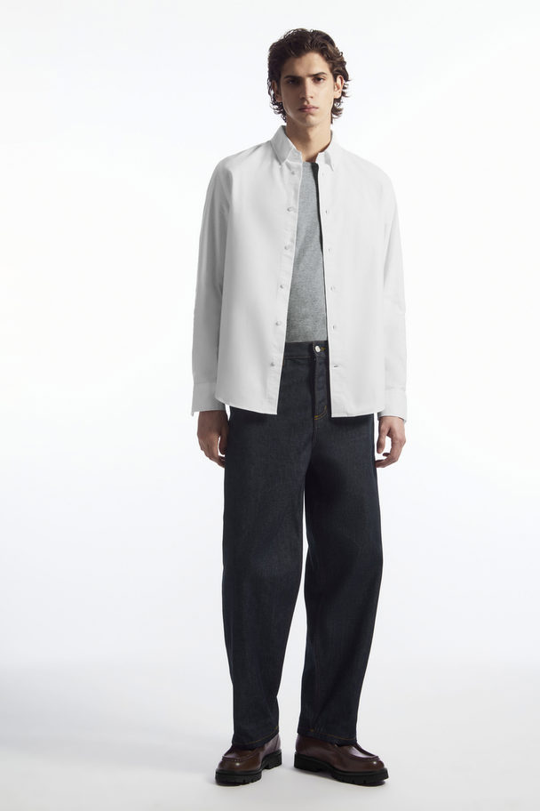 COS Oxfordskjorte Med Button Down-krave Hvid