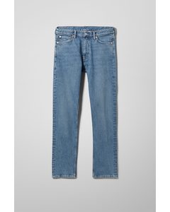 Jeans Easy in normaler Passform Meerblau