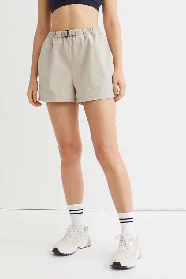 H&M Water-repellent Shorts Light Beige