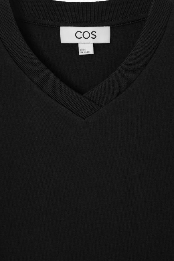 COS Boxy V-neck T-shirt Black