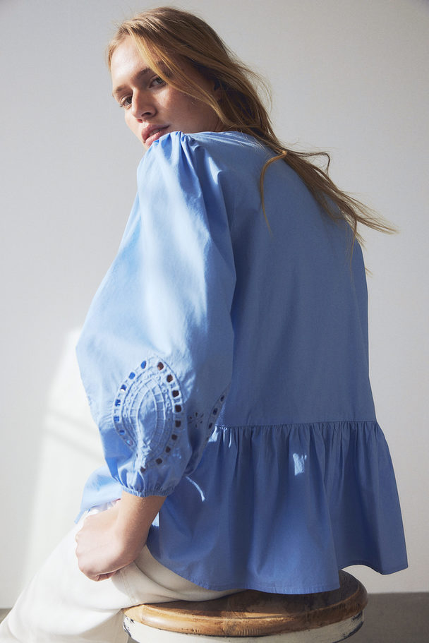 H&M Bluse mit Broderie Anglaise Blau