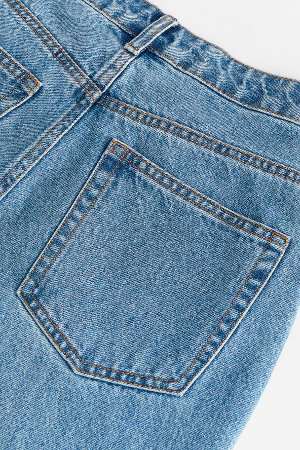 H&M Straight High Jeans Helles Denimblau