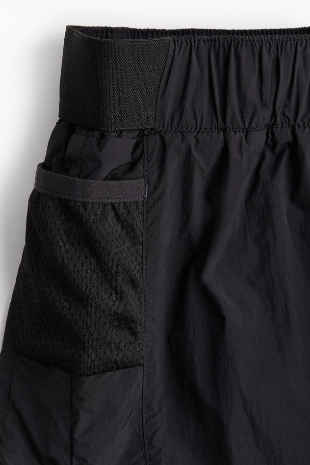 H&M DryMove™ Laufshorts Schwarz