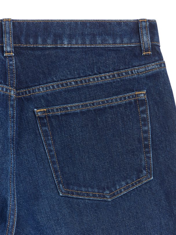 ARKET Hazel Raka Jeans Med Låg Midja Vintageblå