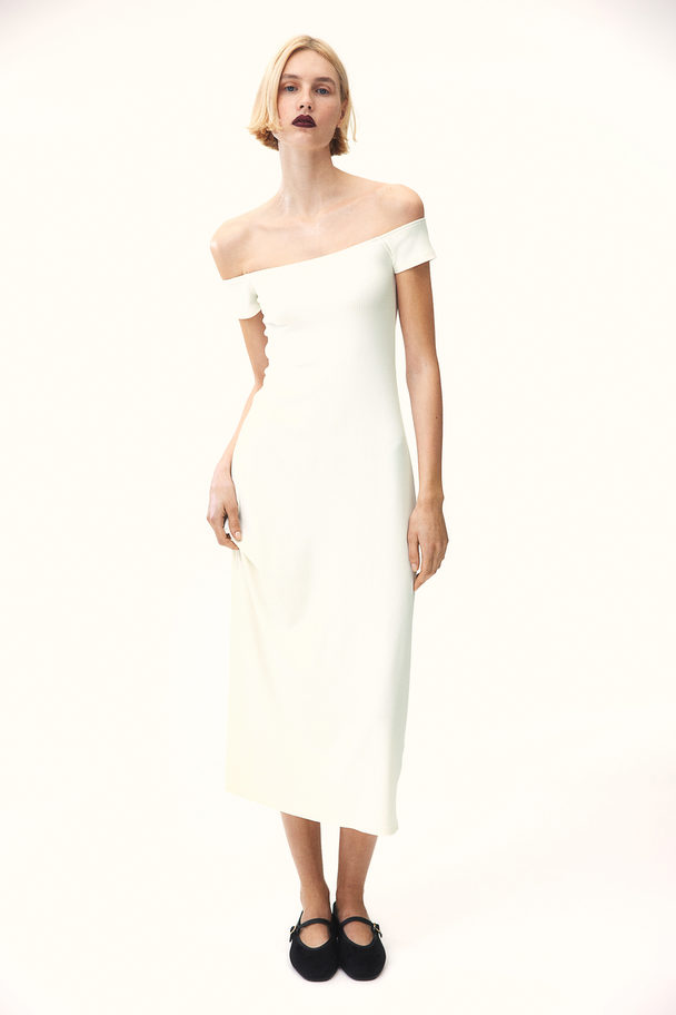 H&M Ribstrikket Off Shoulder-kjole Creme