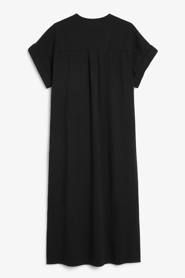 Monki Short Sleeve Denim Dress Black