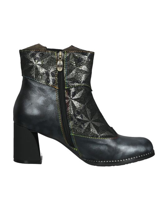 Laura Vita Ankle Boots