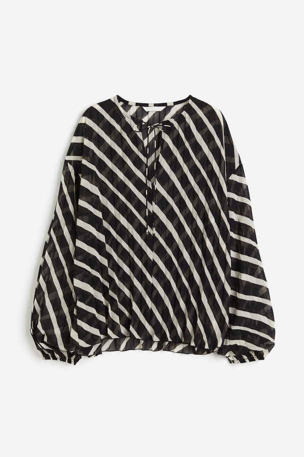 H&M Pleated Blouse Black/striped