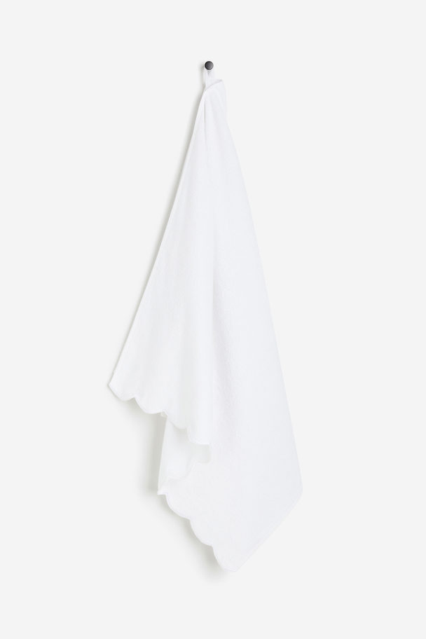 H&M HOME Badehandtuch mit Wellenkante Weiß
