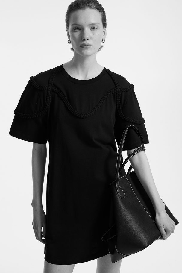 H&M T-Shirt-Kleid mit geflochtenen Besätzen Schwarz