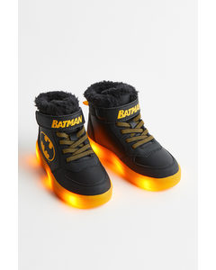 Warmgevoerde Hoge Sneakers Met Ledlichtjes Zwart/batman