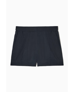 Pintucked Linen Shorts Navy