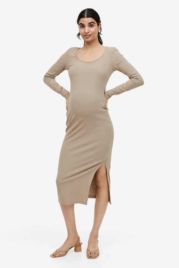 H&M MAMA Geripptes Bodycon-Kleid Beige