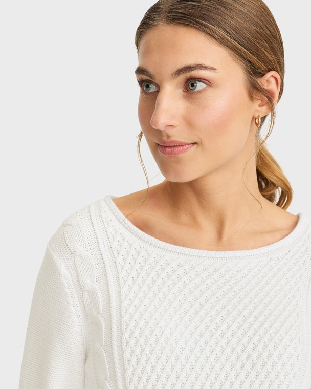 Newhouse Selma Cable Sweater