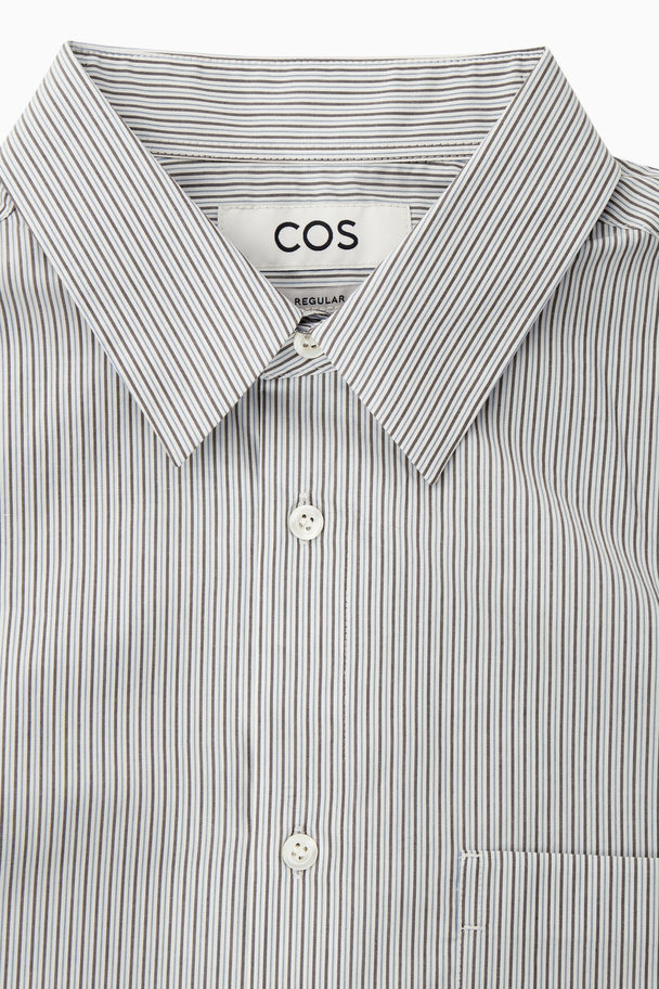 COS Skjorta Med Påsydd Ficka Blå/grå-randig