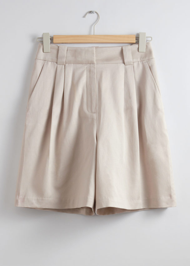 & Other Stories Tailored Shorts Beige